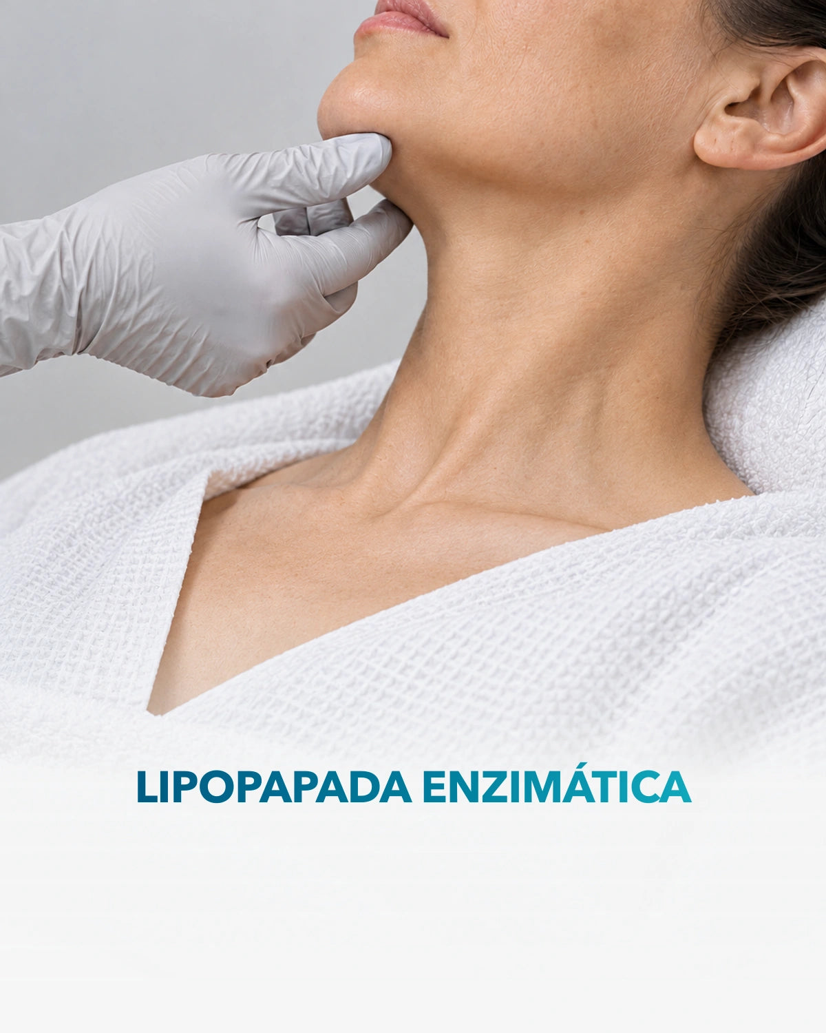 Lipopapada enzimática — procedimiento en Clínica Adhara