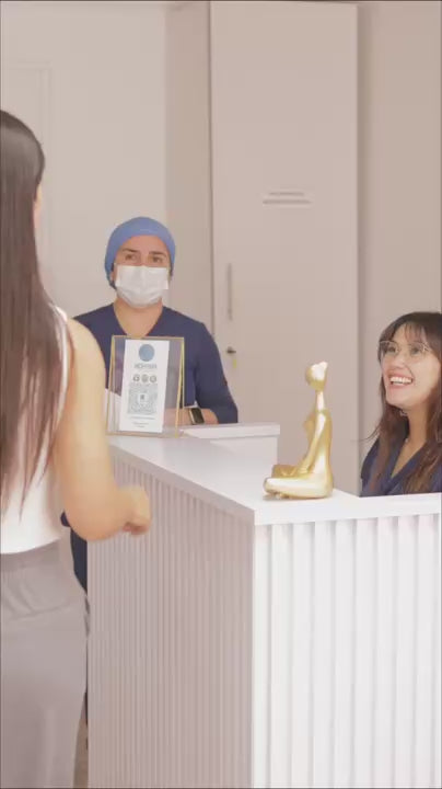 Atención facial en Clínica Adhara